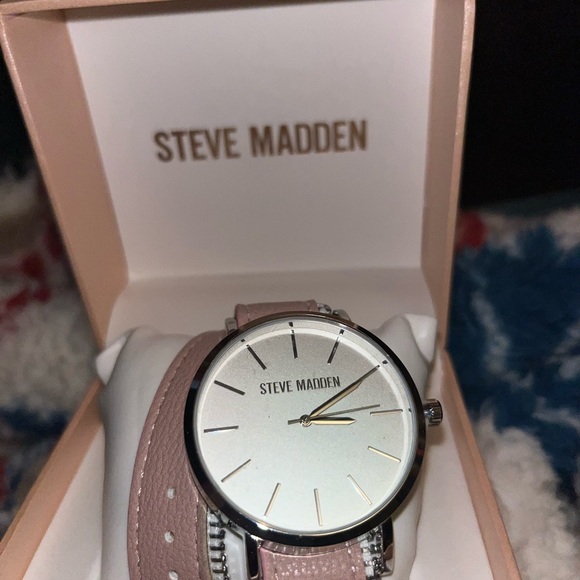 Steve Madden Zipper Wrap Watch- Pink - Picture 2 of 12
